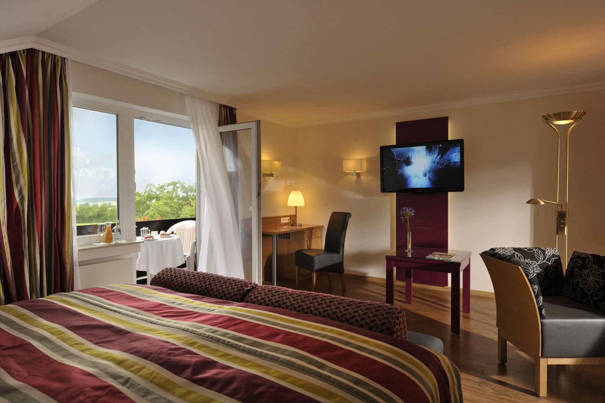 Landidyll Hotel Restaurant Birkenhof Klosterkumbd Экстерьер фото
